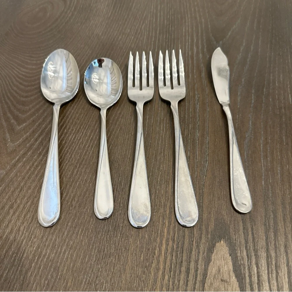 Oneida FLIGHT RELIANCE Stainless Lot Of 5 Flatware Forks Spoons Spreader